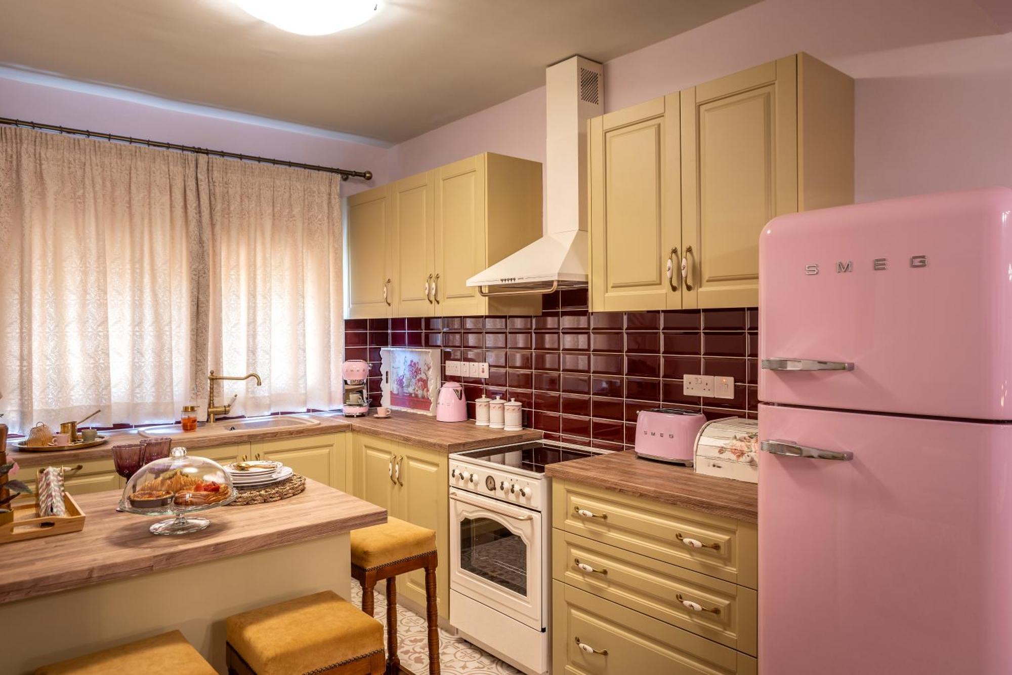 Castle Holiday Apartments 레메소스 외부 사진
